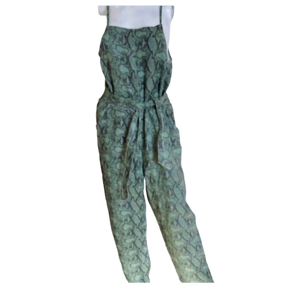 Blank NYC Jumpsuit Womans M Green Linen Snake Skin One Piece Animal Print New